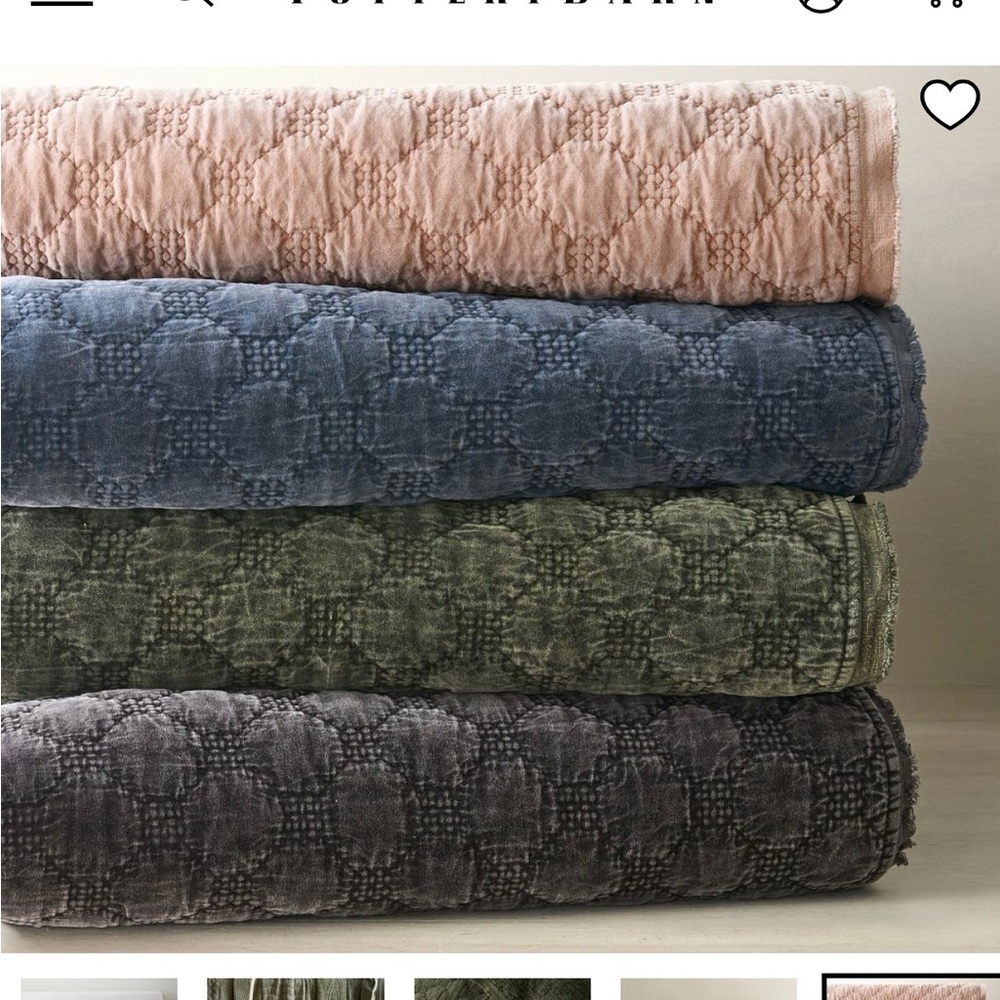 Velvet Lattice Quilt - King/Cal King comforter/quilt and two standard shams